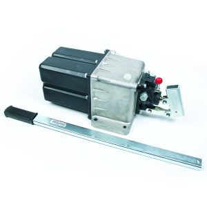 Manual Hydraulic Pump c/w Handle