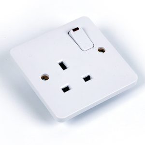 13 Amp Single Switched Socket c/w Neon Light